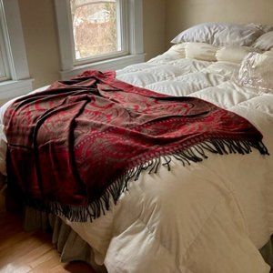 BRAND NEW ANICHINI brand 100% Italian Merino Wool Throw or Shawl (perfect gift!)